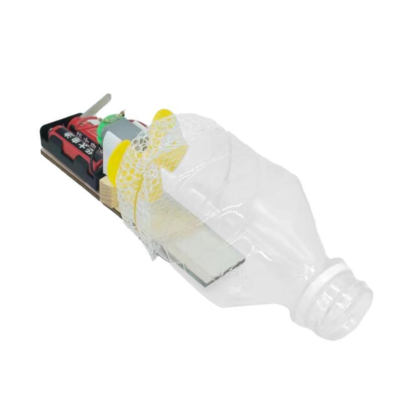 STEM Toys Wooden Building Kit: Vacuum